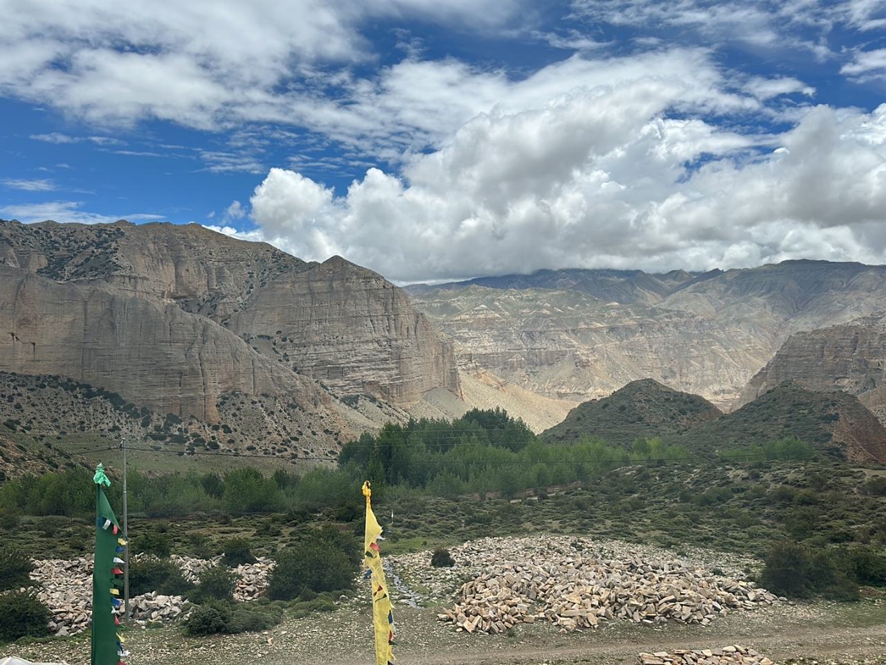 Wind‑carved cliffs and the Kali Gandaki valley near Samar